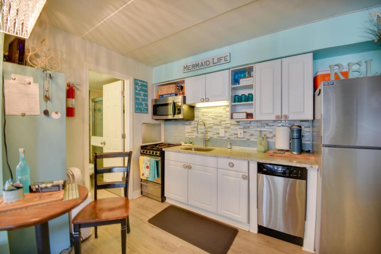 Chic Virginia Beach Retreat - Pool, Steps To Beach Eksteriør billede